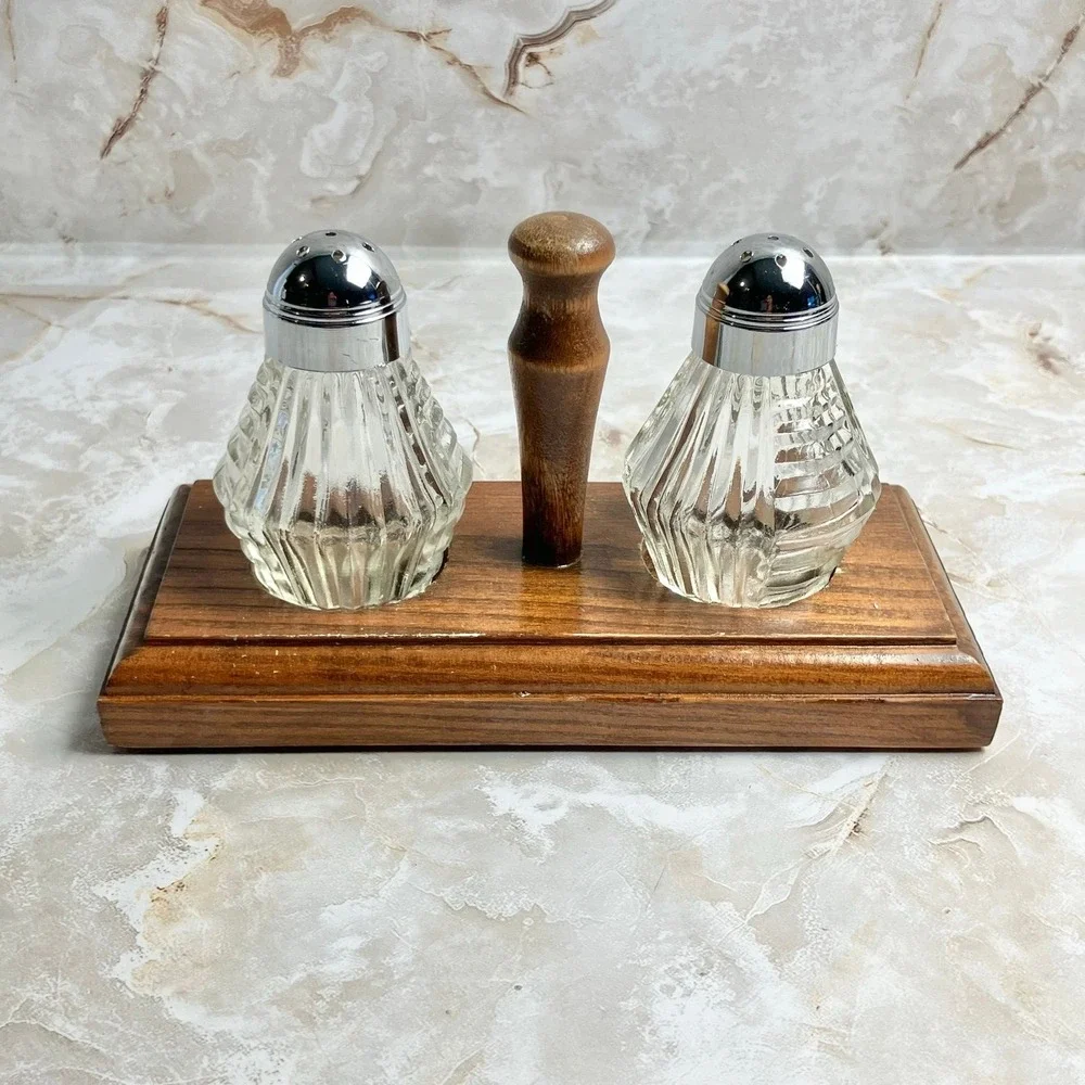 VTG Anchor Hocking Salt & Pepper Shakers 3